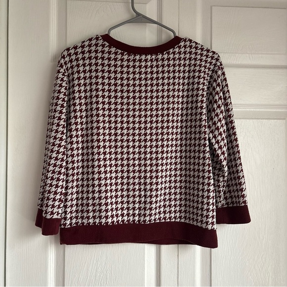 Maroon Houndstooth 3/4 Length Sleeve Light Sweater - Size Medium - Picture 5 of 5